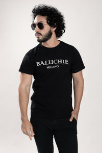 Camiseta con icono BALUCHIE MILANO, corte entallado