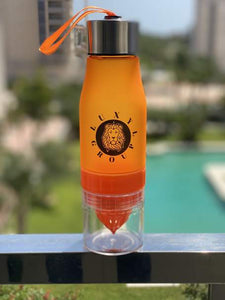 FRUIT & MORE INFUSER WATER BOTTLE FROM LUXYLGROUP, INC. - Baluchie® MilanowaterbottleOrange